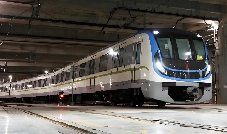 Guangzhou Metro System.Equipped with Stainless Steel Fire-smoke Barriers